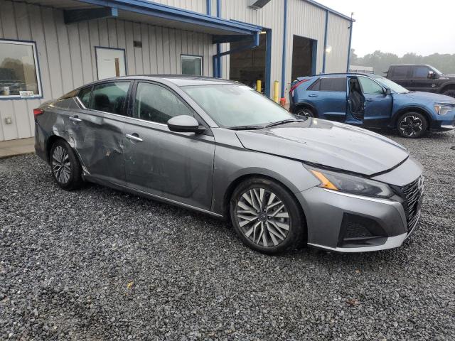 Photo 3 VIN: 1N4BL4DV0PN332617 - NISSAN ALTIMA SV 