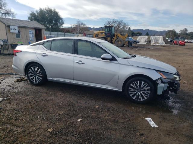 Photo 3 VIN: 1N4BL4DV0PN386709 - NISSAN ALTIMA 