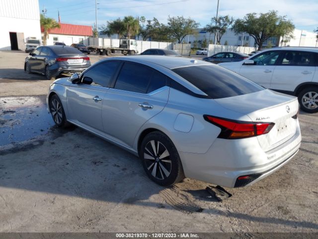 Photo 2 VIN: 1N4BL4DV2MN325969 - NISSAN ALTIMA 