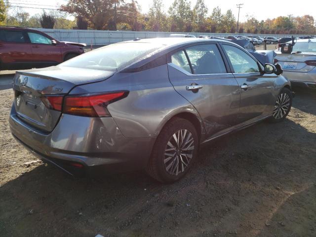 Photo 2 VIN: 1N4BL4DV2PN343618 - NISSAN ALTIMA SV 