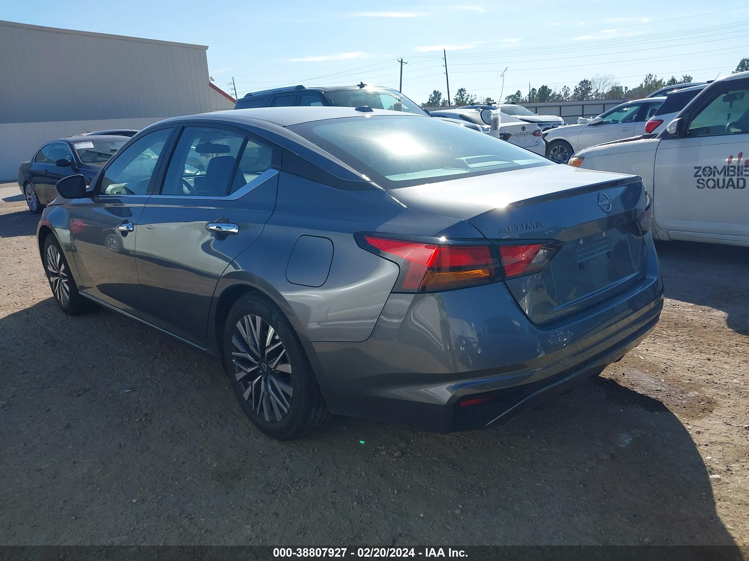 Photo 2 VIN: 1N4BL4DV2RN352239 - NISSAN ALTIMA 