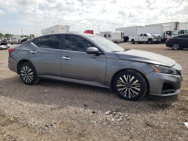 Photo 3 VIN: 1N4BL4DV3PN307839 - NISSAN ALTIMA SV 