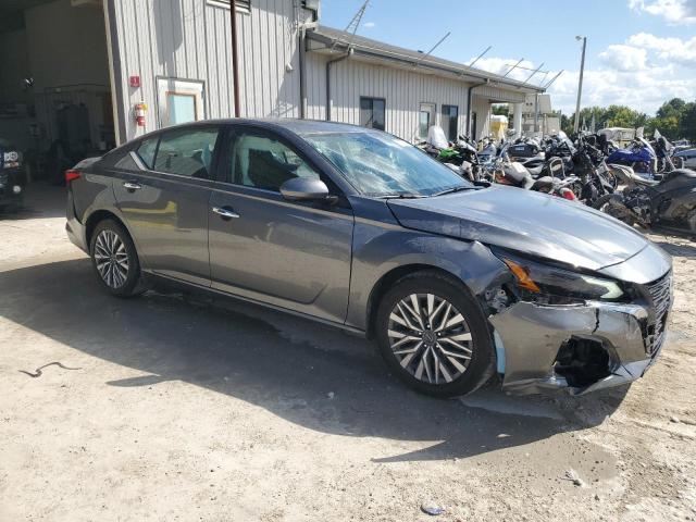 Photo 3 VIN: 1N4BL4DV3PN385974 - NISSAN ALTIMA SV 