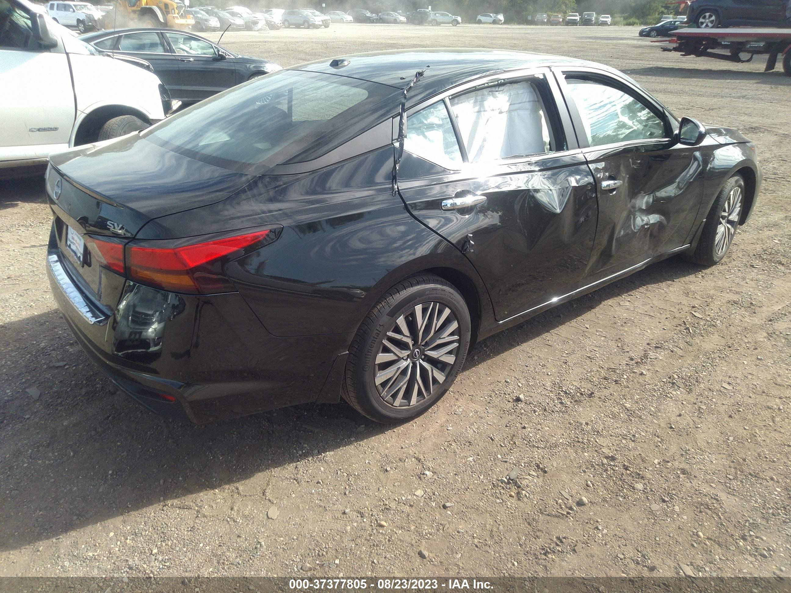 Photo 3 VIN: 1N4BL4DV3PN410520 - NISSAN ALTIMA 