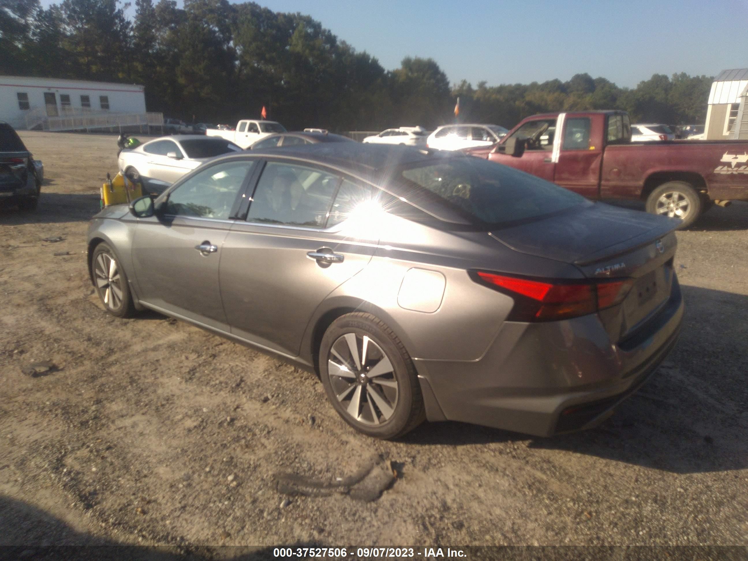 Photo 2 VIN: 1N4BL4DV5LC117207 - NISSAN ALTIMA 