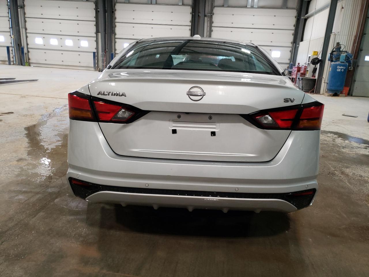 Photo 5 VIN: 1N4BL4DV5PN305378 - NISSAN ALTIMA 