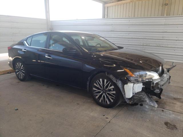 Photo 3 VIN: 1N4BL4DV6PN370403 - NISSAN ALTIMA SV 