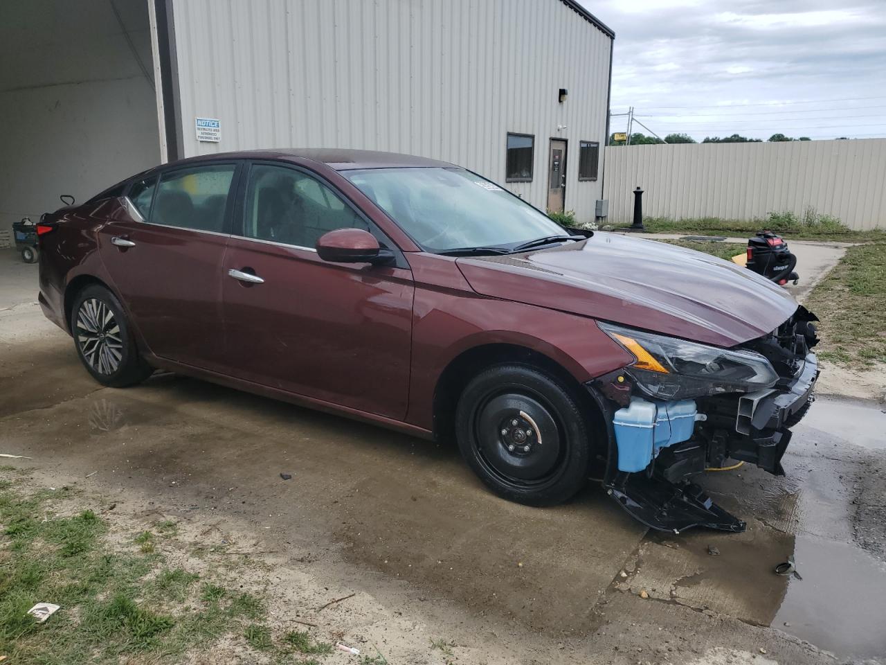 Photo 3 VIN: 1N4BL4DV7PN317158 - NISSAN ALTIMA 