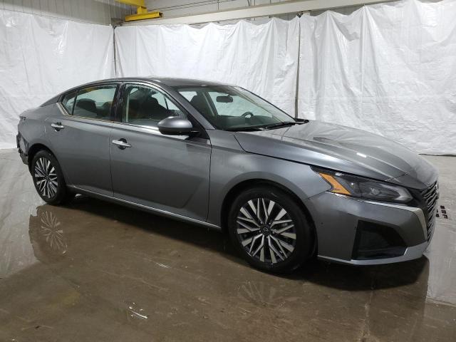 Photo 3 VIN: 1N4BL4DV7PN382012 - NISSAN ALTIMA 