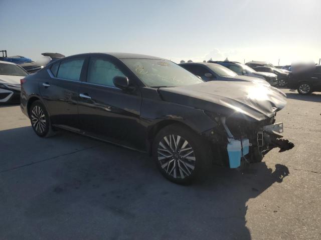 Photo 3 VIN: 1N4BL4DV7PN389588 - NISSAN ALTIMA SV 