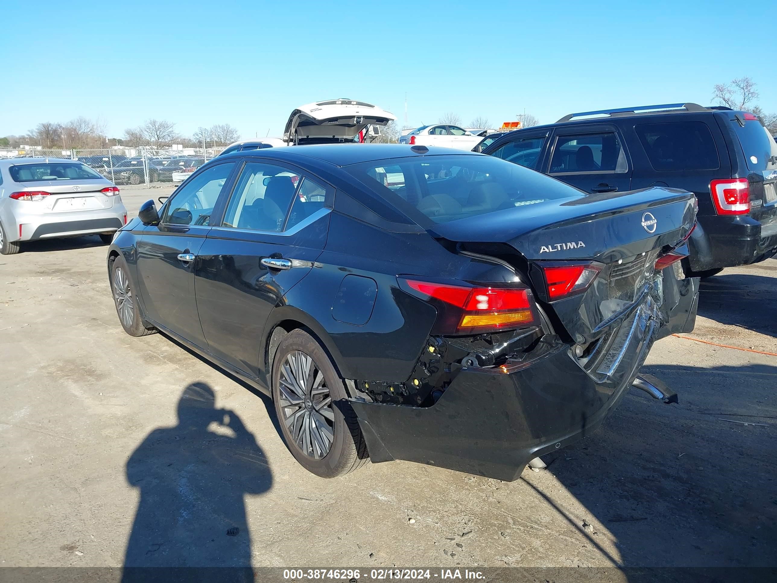 Photo 2 VIN: 1N4BL4DV7PN408544 - NISSAN ALTIMA 