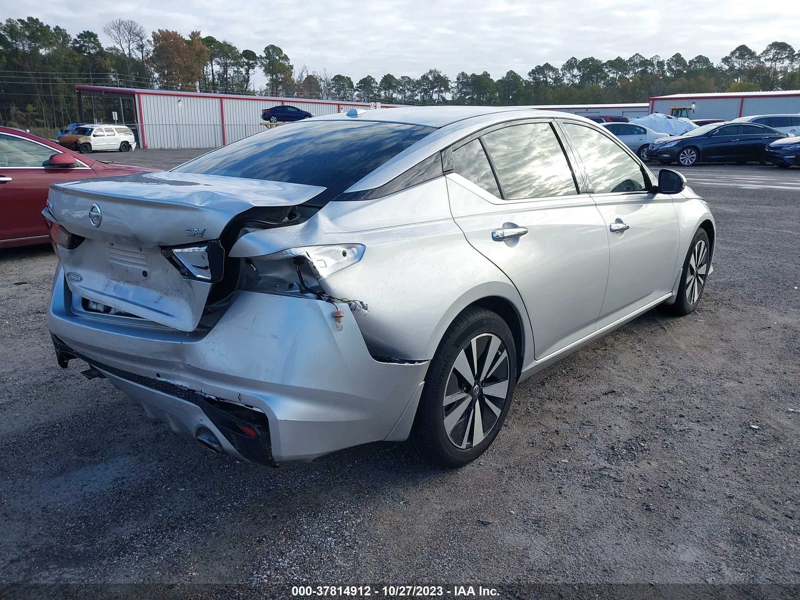 Photo 3 VIN: 1N4BL4DV8KC137630 - NISSAN ALTIMA 