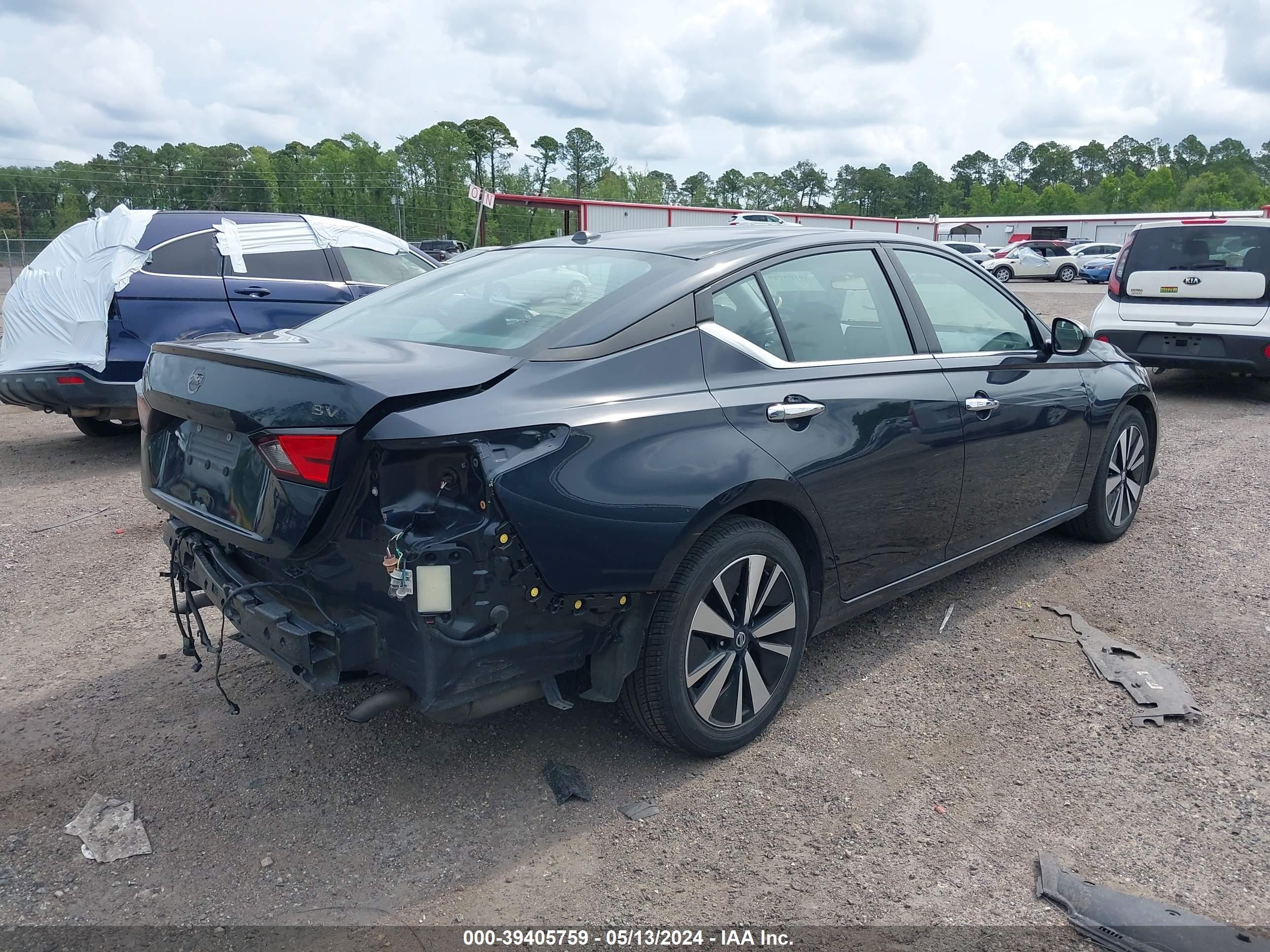 Photo 3 VIN: 1N4BL4DV8NN300849 - NISSAN ALTIMA 