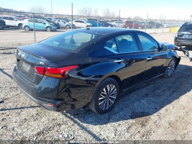 Photo 3 VIN: 1N4BL4DV8PN329948 - NISSAN ALTIMA 