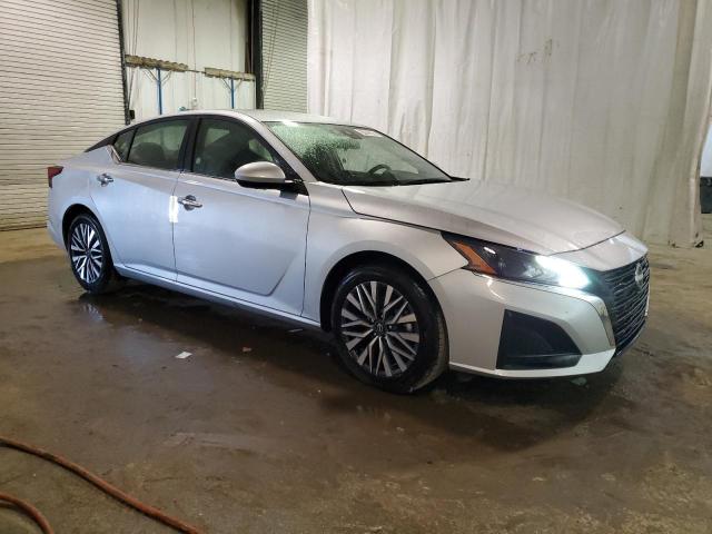 Photo 3 VIN: 1N4BL4DV8PN363985 - NISSAN ALTIMA SV 