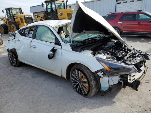 Photo 3 VIN: 1N4BL4DV8PN382925 - NISSAN ALTIMA 