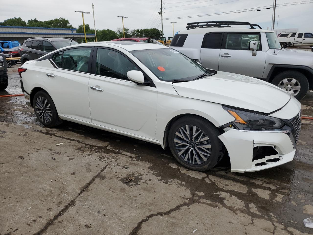 Photo 3 VIN: 1N4BL4DV8PN396517 - NISSAN ALTIMA 