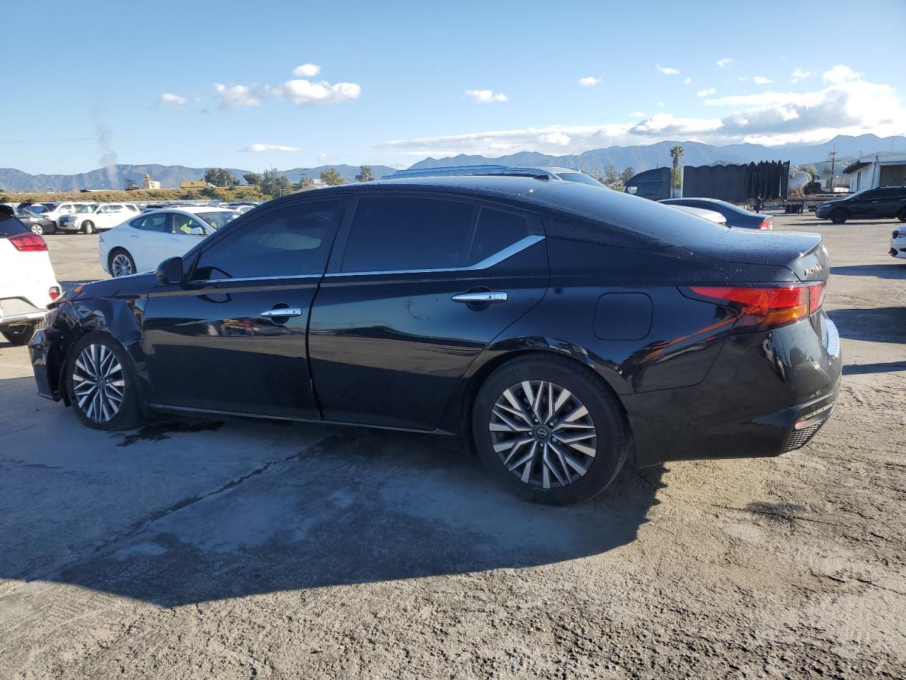 Photo 1 VIN: 1N4BL4DV8PN405636 - NISSAN ALTIMA 