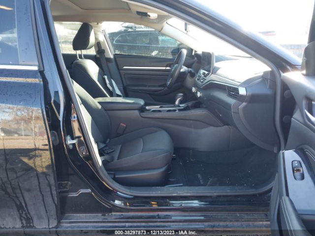 Photo 4 VIN: 1N4BL4DW0PN312361 - NISSAN ALTIMA 