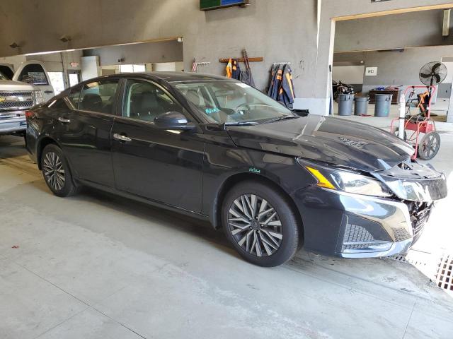 Photo 3 VIN: 1N4BL4DW1PN394794 - NISSAN ALTIMA SV 