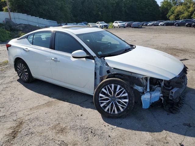 Photo 3 VIN: 1N4BL4DW3PN315688 - NISSAN ALTIMA SV 