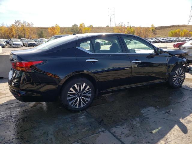 Photo 2 VIN: 1N4BL4DW8PN341073 - NISSAN ALTIMA SV 