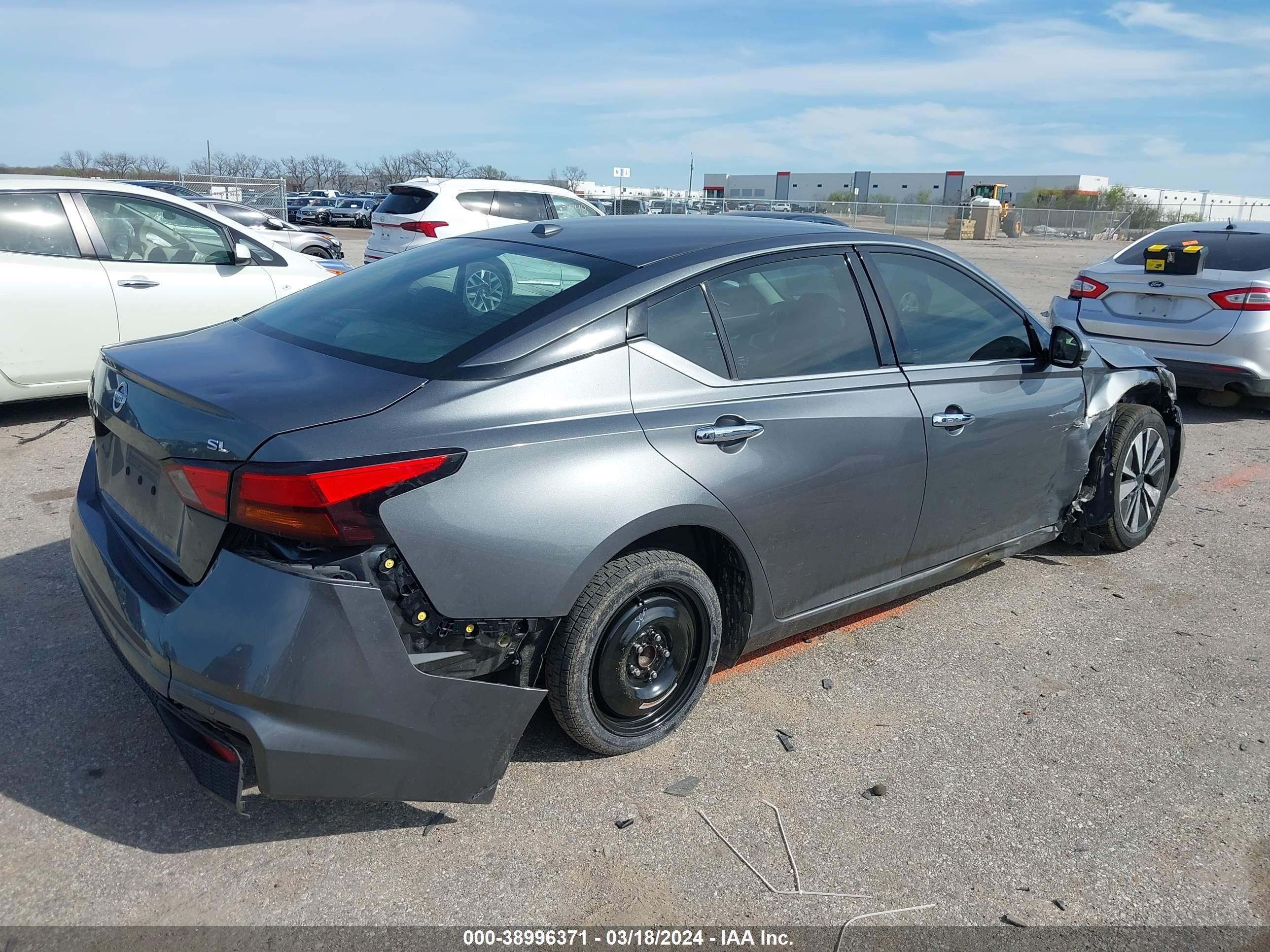 Photo 3 VIN: 1N4BL4EV0LC120529 - NISSAN ALTIMA 