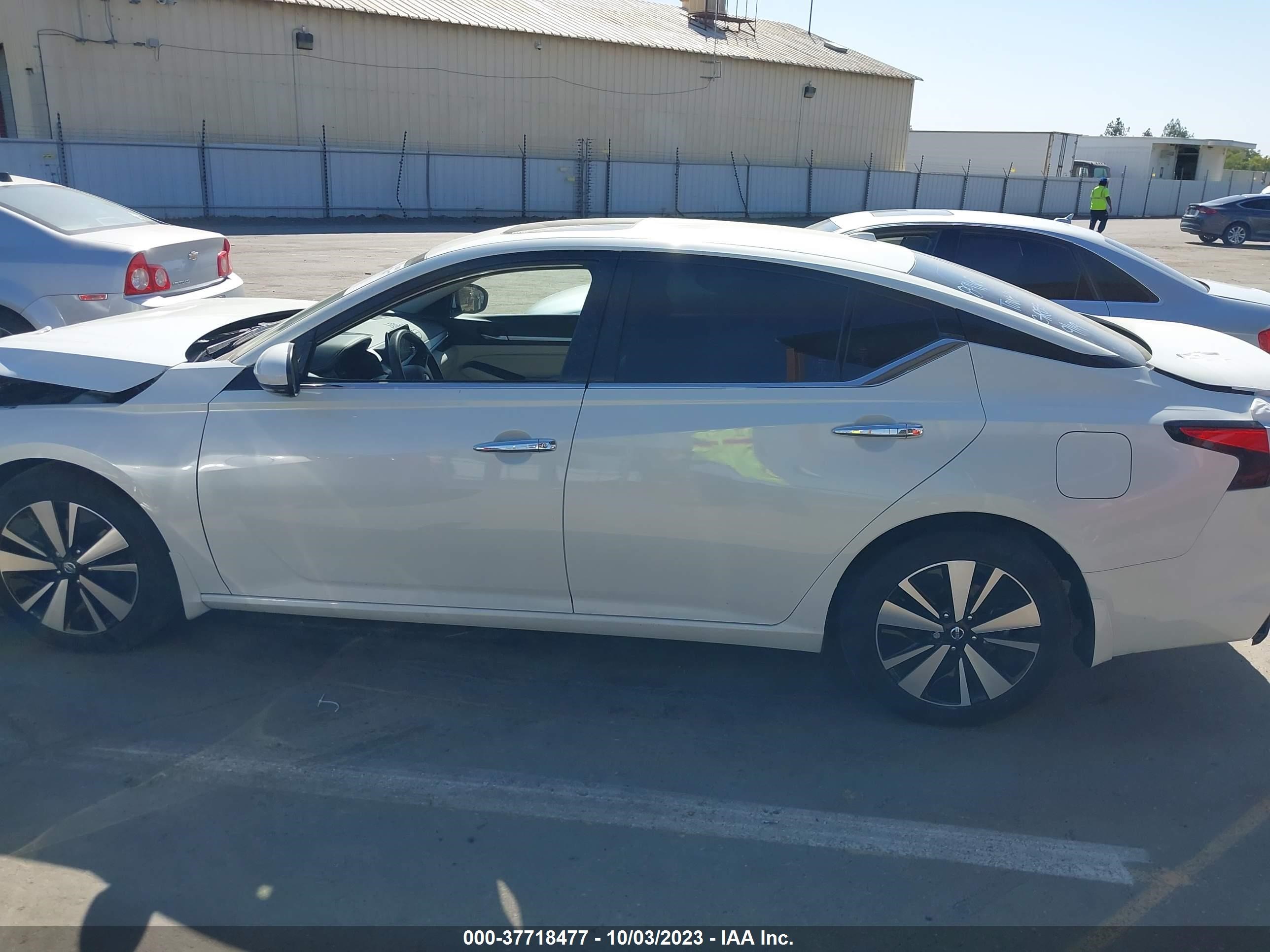 Photo 13 VIN: 1N4BL4EV3NN415776 - NISSAN ALTIMA 