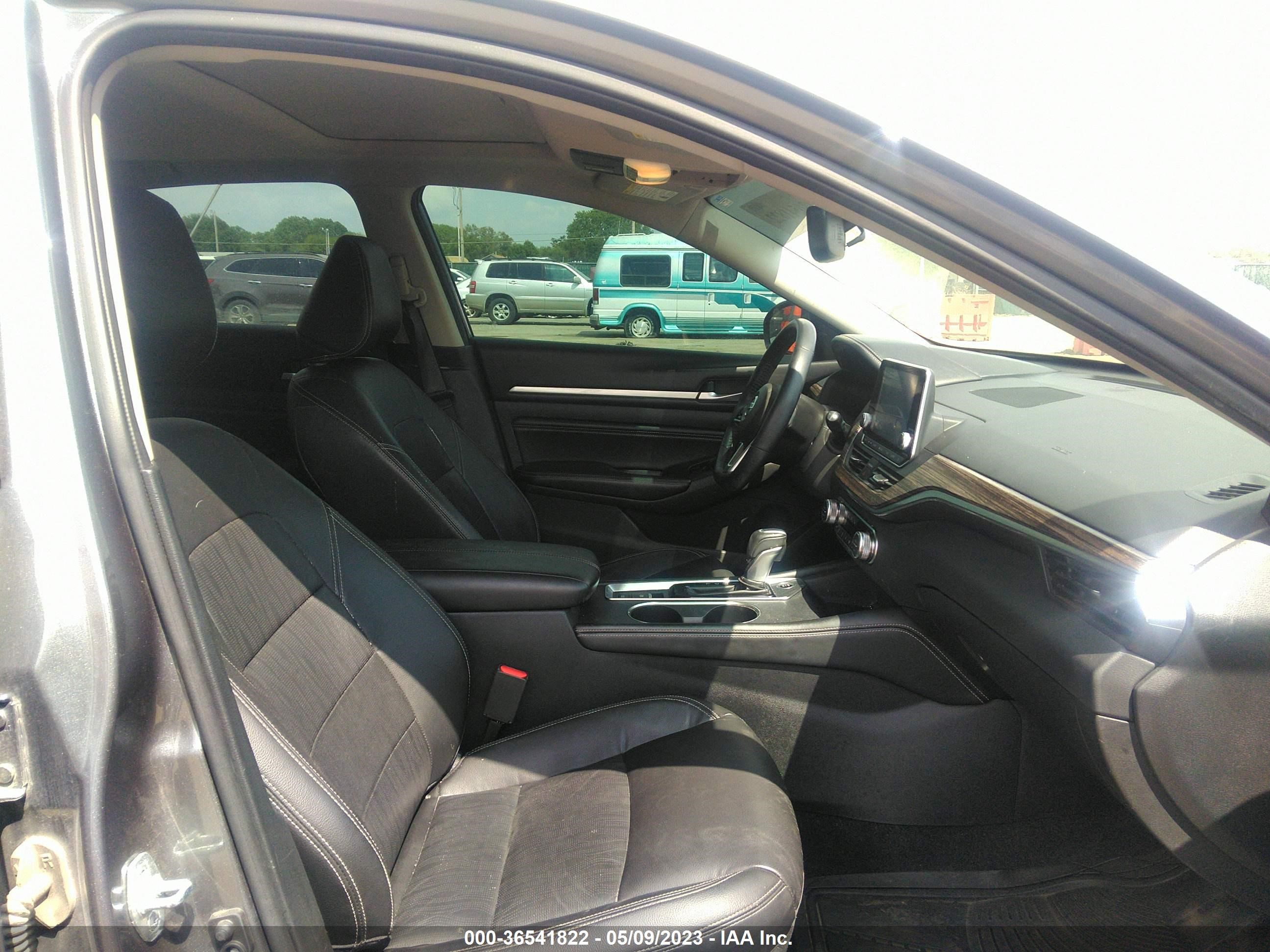 Photo 4 VIN: 1N4BL4EV5KC229549 - NISSAN ALTIMA 