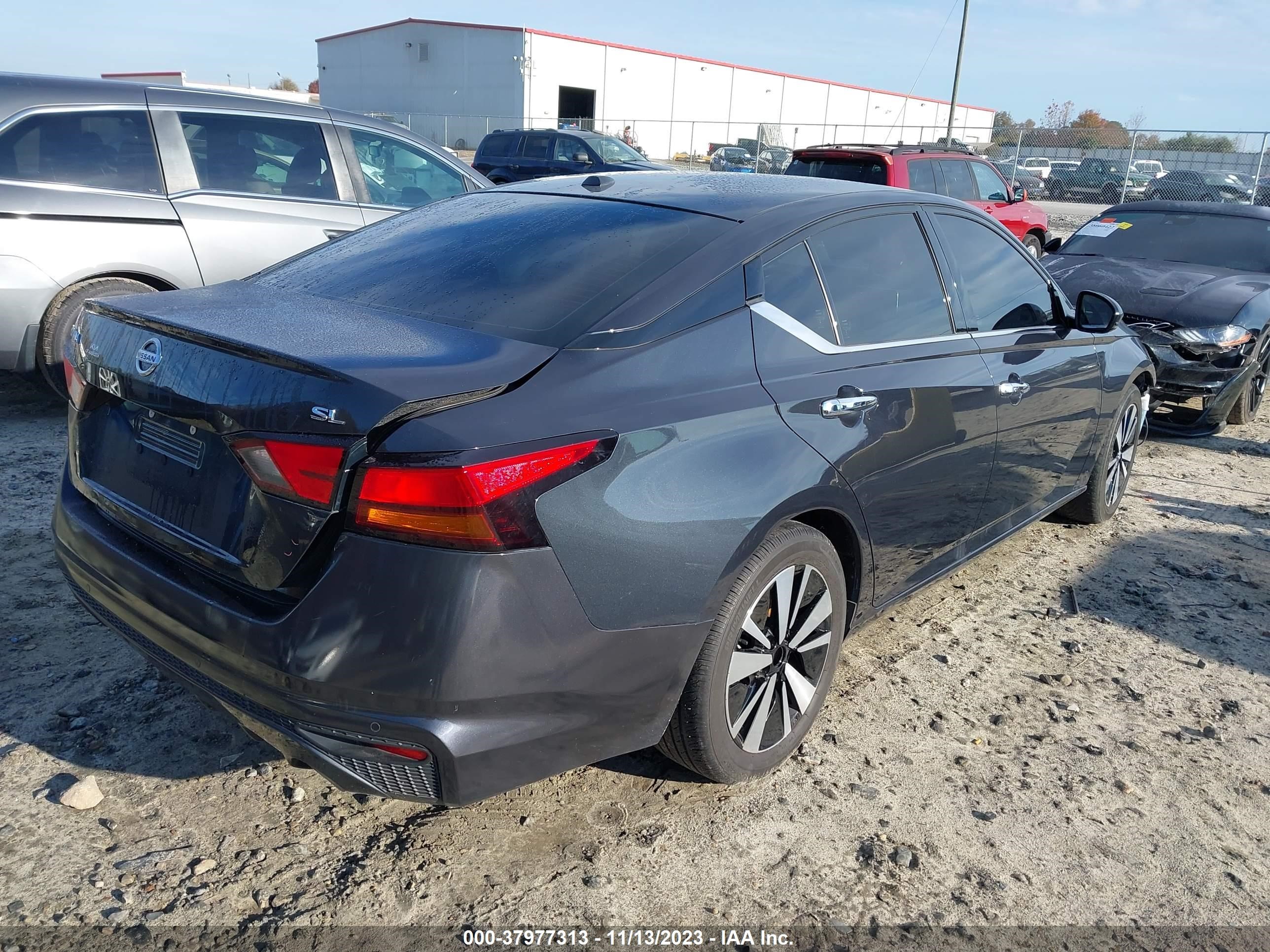 Photo 3 VIN: 1N4BL4EV9LC140603 - NISSAN ALTIMA 