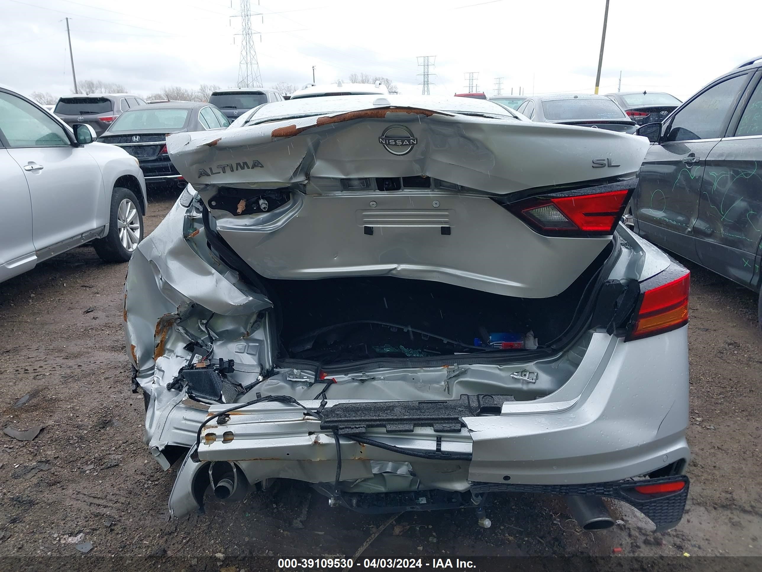 Photo 15 VIN: 1N4BL4EV9PN414022 - NISSAN ALTIMA 