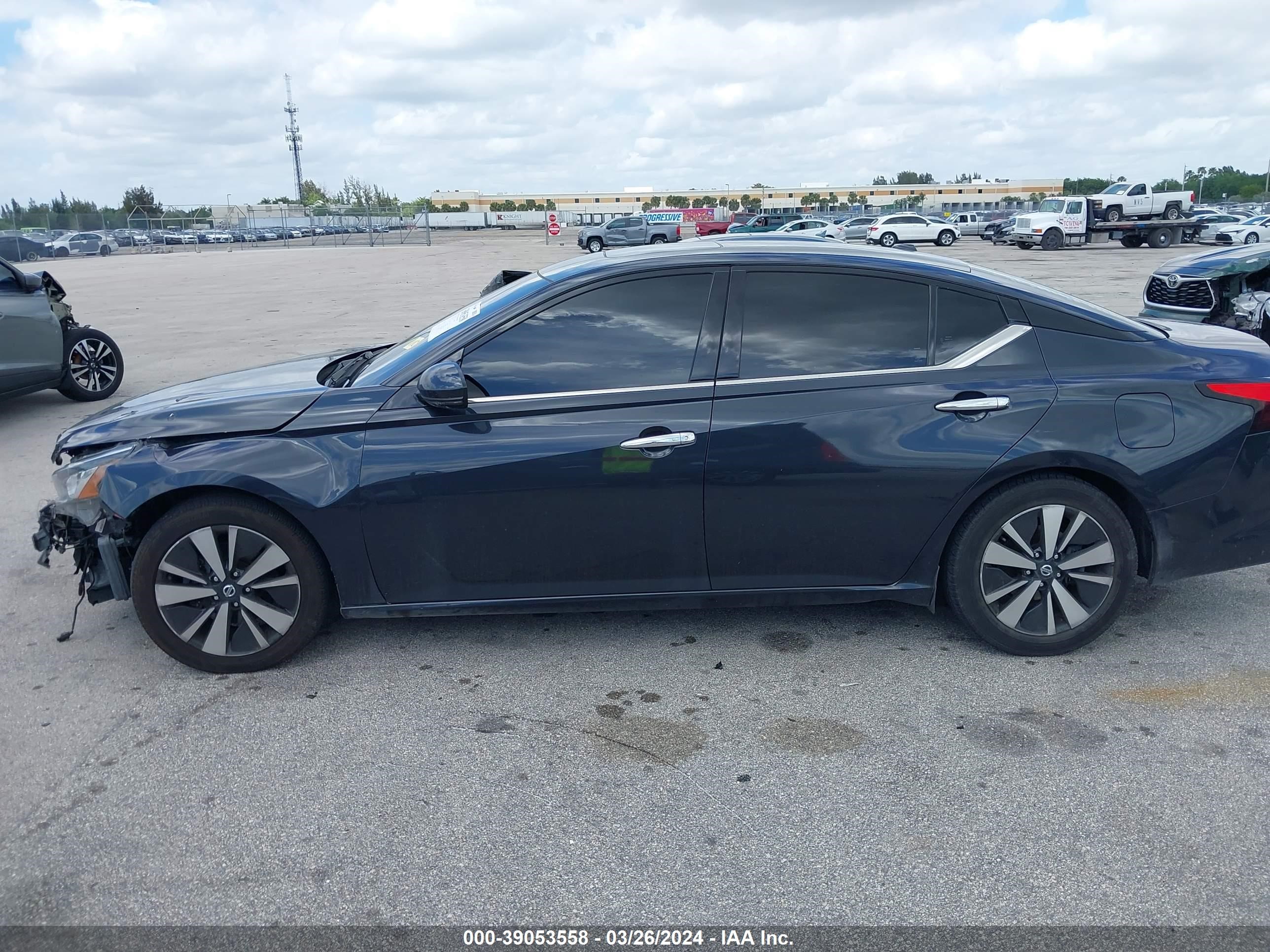 Photo 14 VIN: 1N4BL4EVXKC166206 - NISSAN ALTIMA 