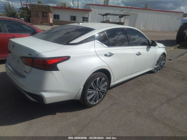 Photo 3 VIN: 1N4BL4EW5PN409389 - NISSAN ALTIMA 