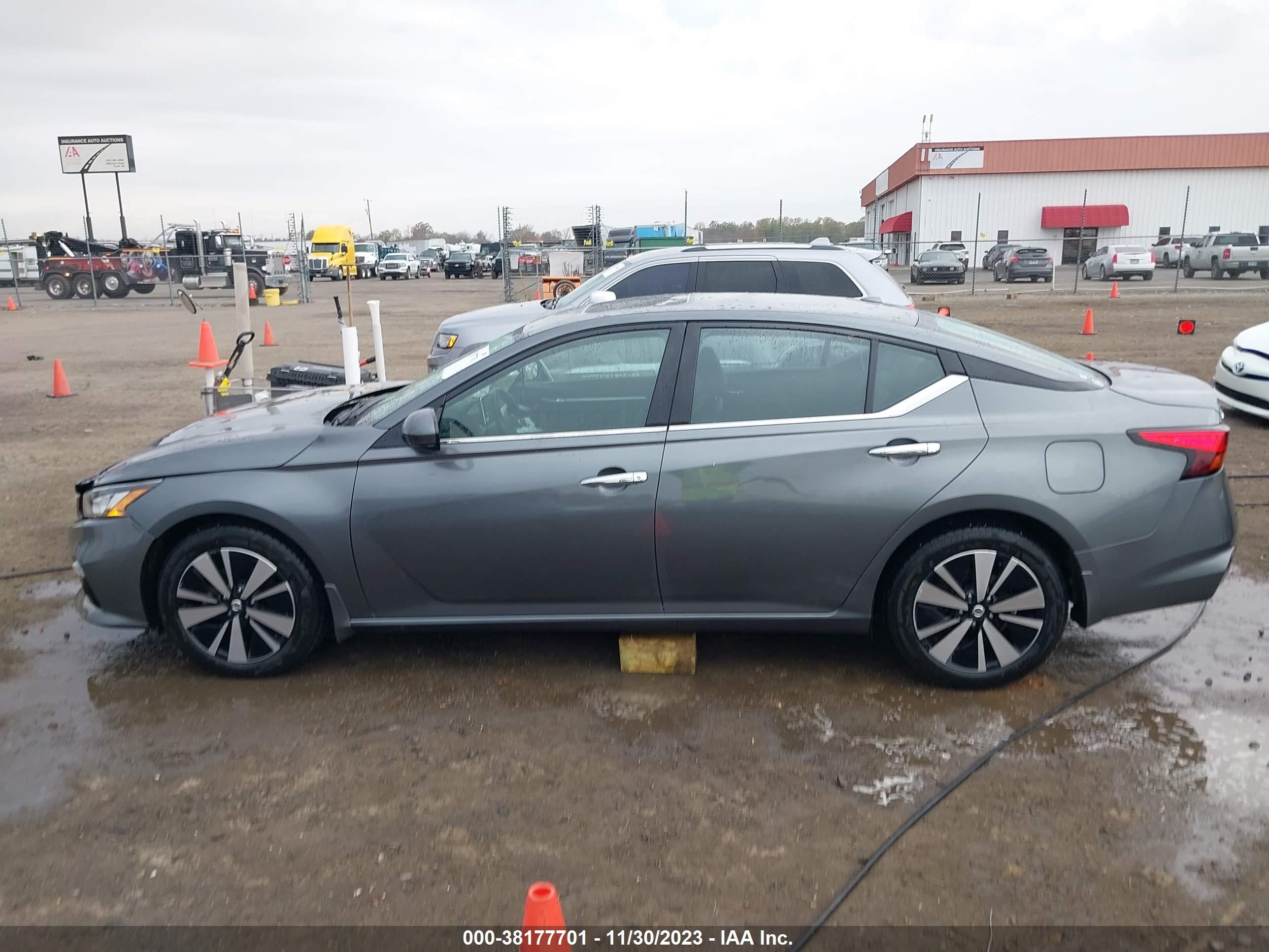 Photo 13 VIN: 1N4BL4EW8LN311371 - NISSAN ALTIMA 