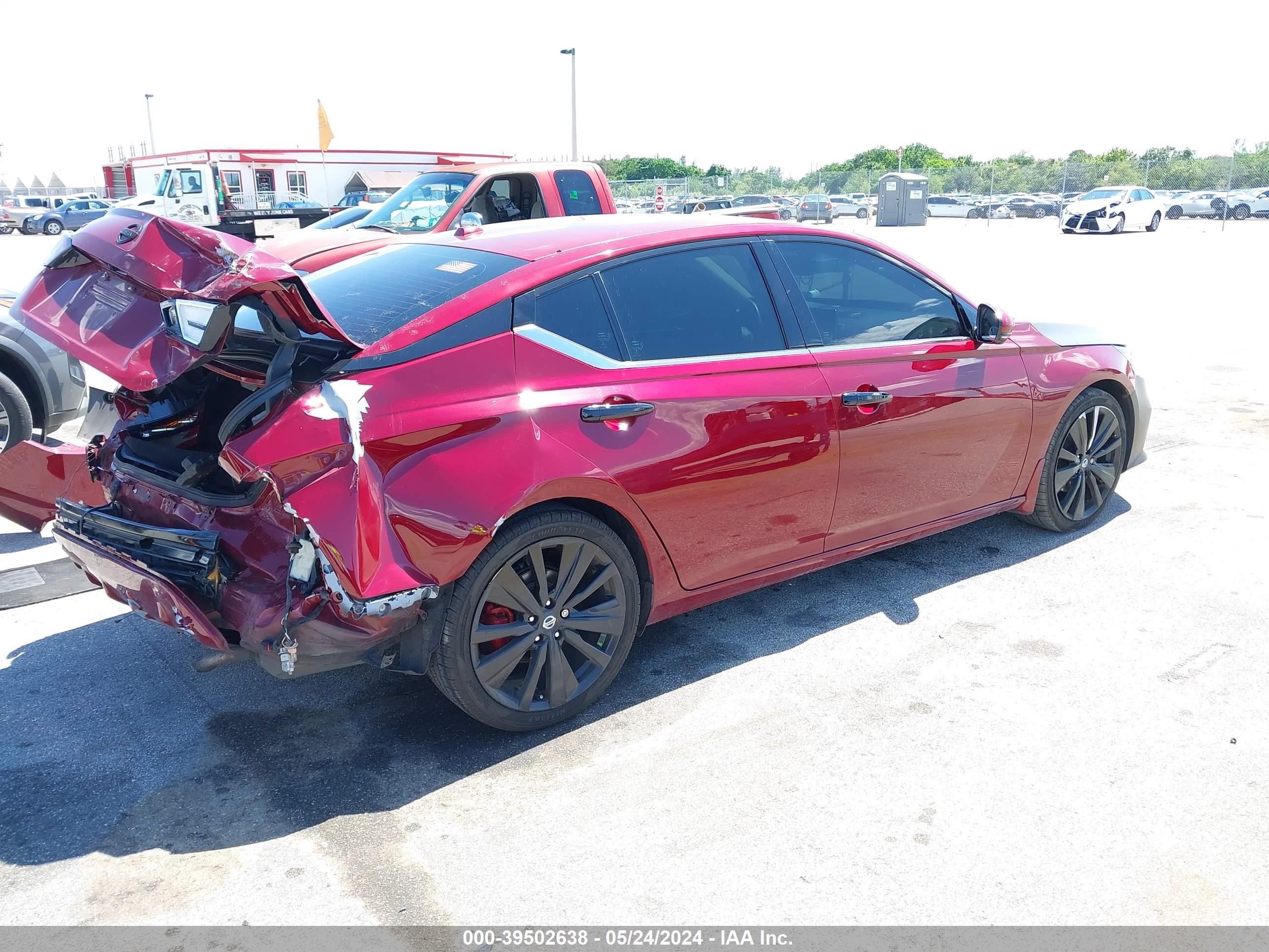 Photo 3 VIN: 1N4BL4FV9LC222376 - NISSAN ALTIMA 