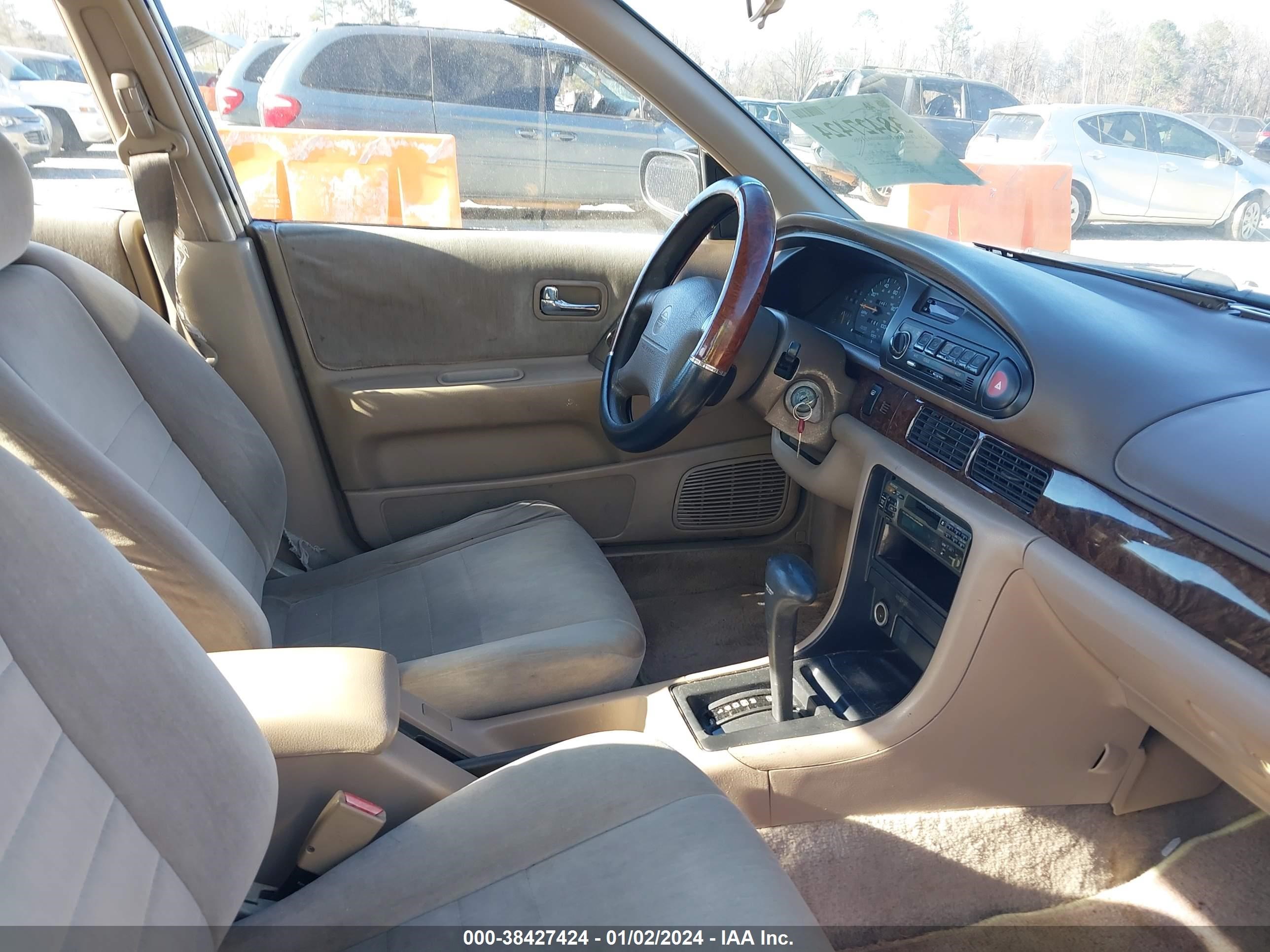 Photo 4 VIN: 1N4BU31D4RC129439 - NISSAN ALTIMA 