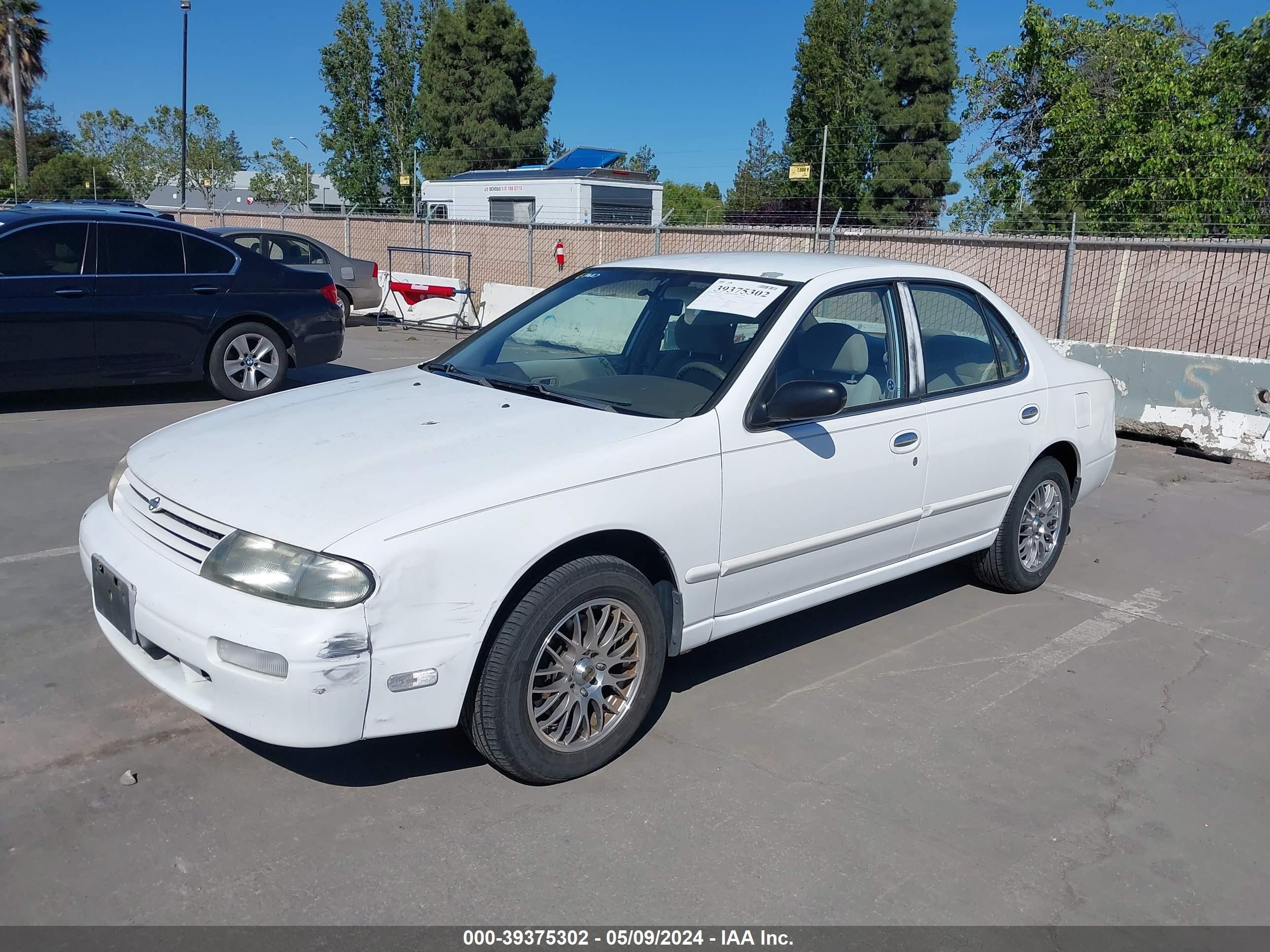 Photo 1 VIN: 1N4BU31D5TC161954 - NISSAN ALTIMA 