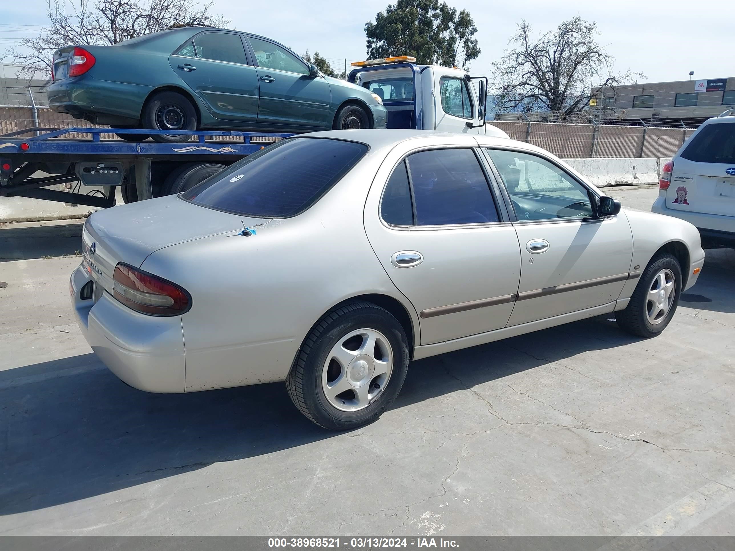 Photo 3 VIN: 1N4BUC1D7VC254879 - NISSAN ALTIMA 