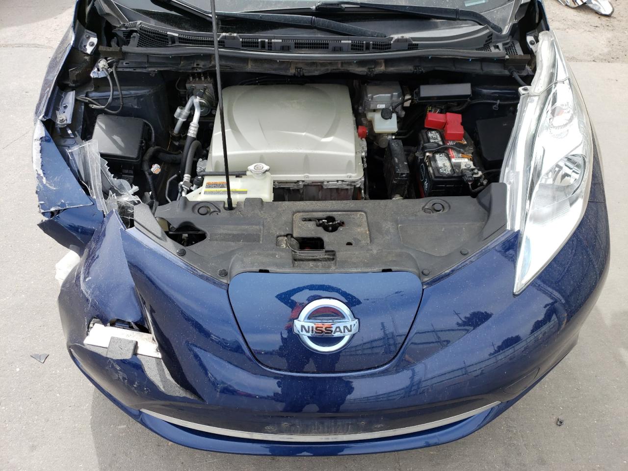 Photo 10 VIN: 1N4BZ0CP0GC315242 - NISSAN LEAF 