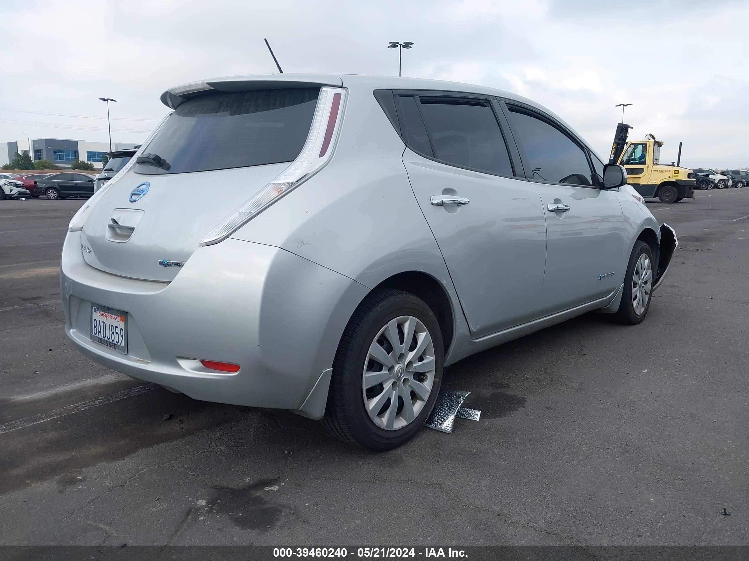 Photo 3 VIN: 1N4BZ0CP6HC310032 - NISSAN LEAF 