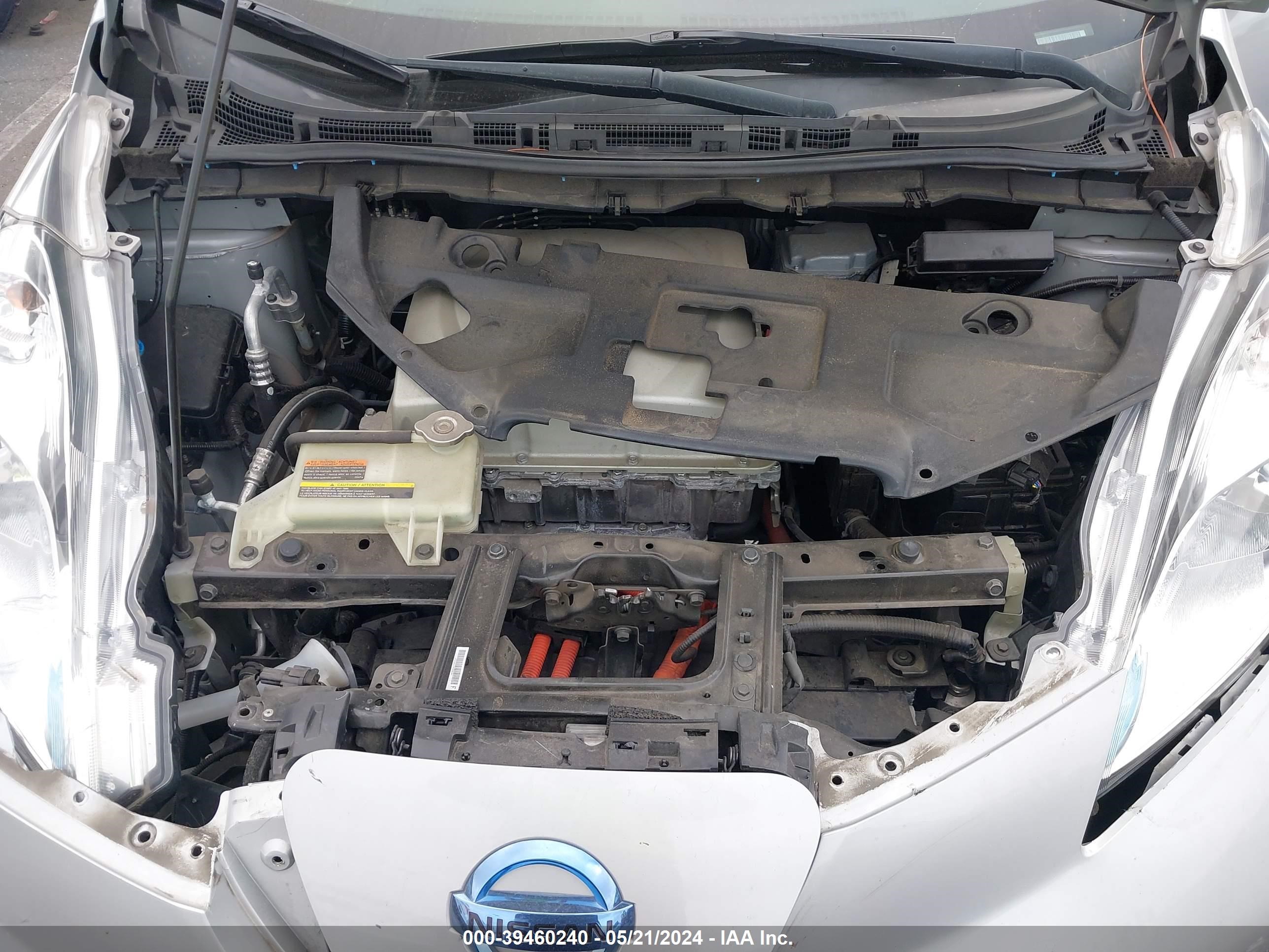 Photo 9 VIN: 1N4BZ0CP6HC310032 - NISSAN LEAF 