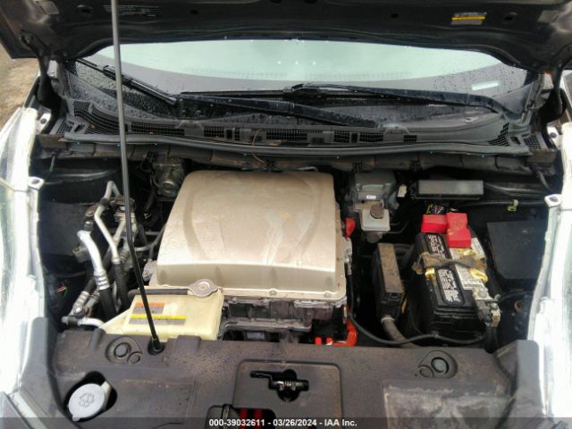 Photo 9 VIN: 1N4BZ0CP8GC314422 - NISSAN LEAF 