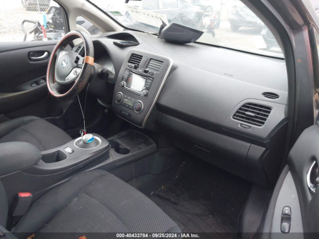 Photo 4 VIN: 1N4BZ0CP9GC314719 - NISSAN LEAF 