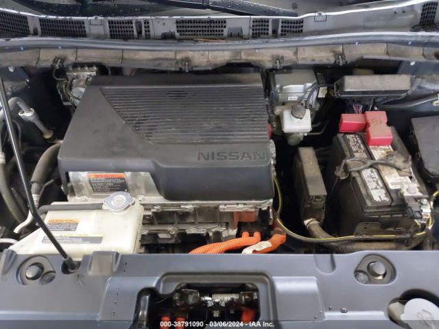 Photo 9 VIN: 1N4BZ1BV5NC556166 - NISSAN LEAF 