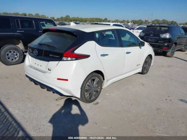 Photo 3 VIN: 1N4BZ1CP3KC313547 - NISSAN LEAF 