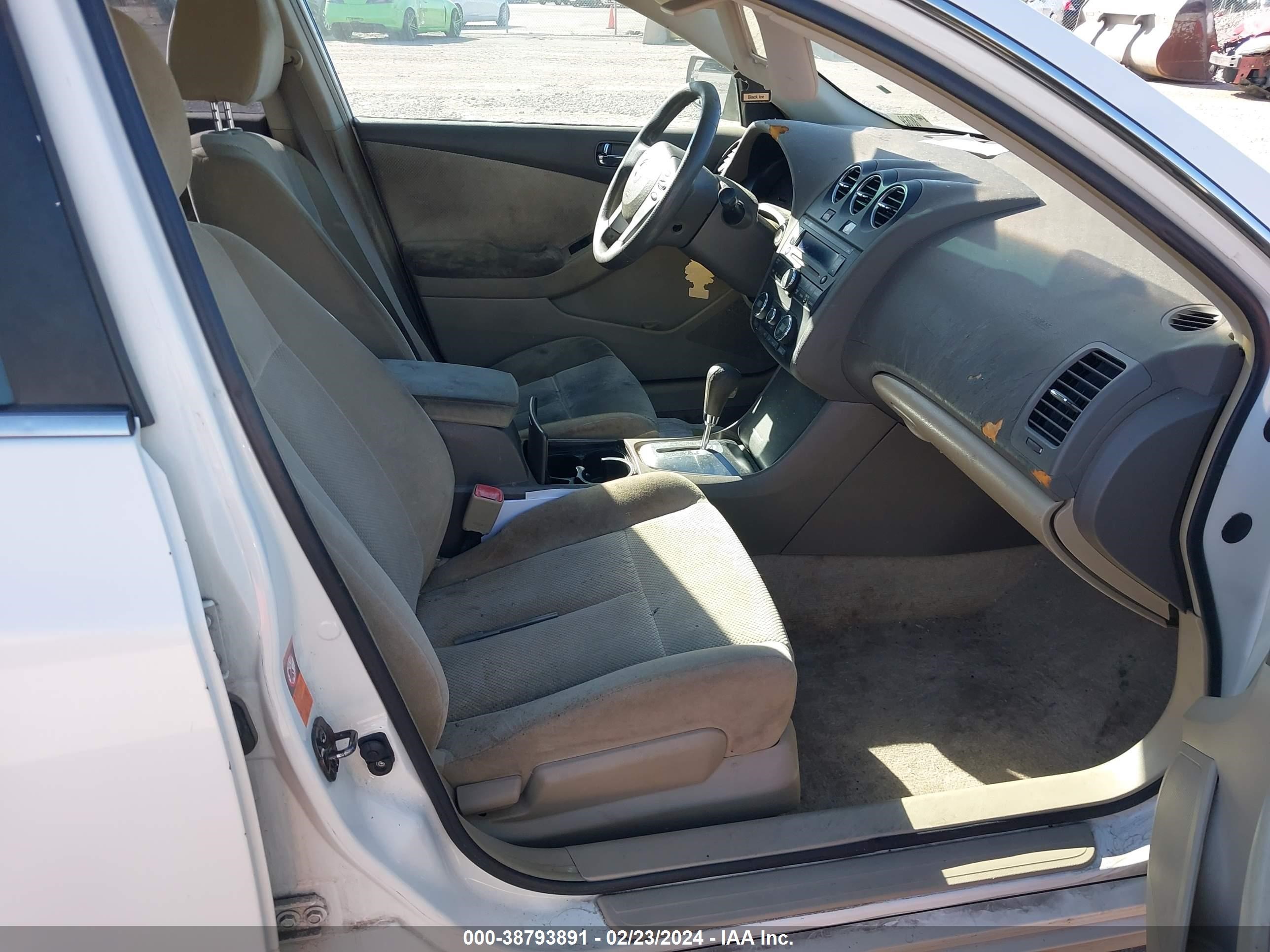 Photo 4 VIN: 1N4CL21E07C157732 - NISSAN ALTIMA 