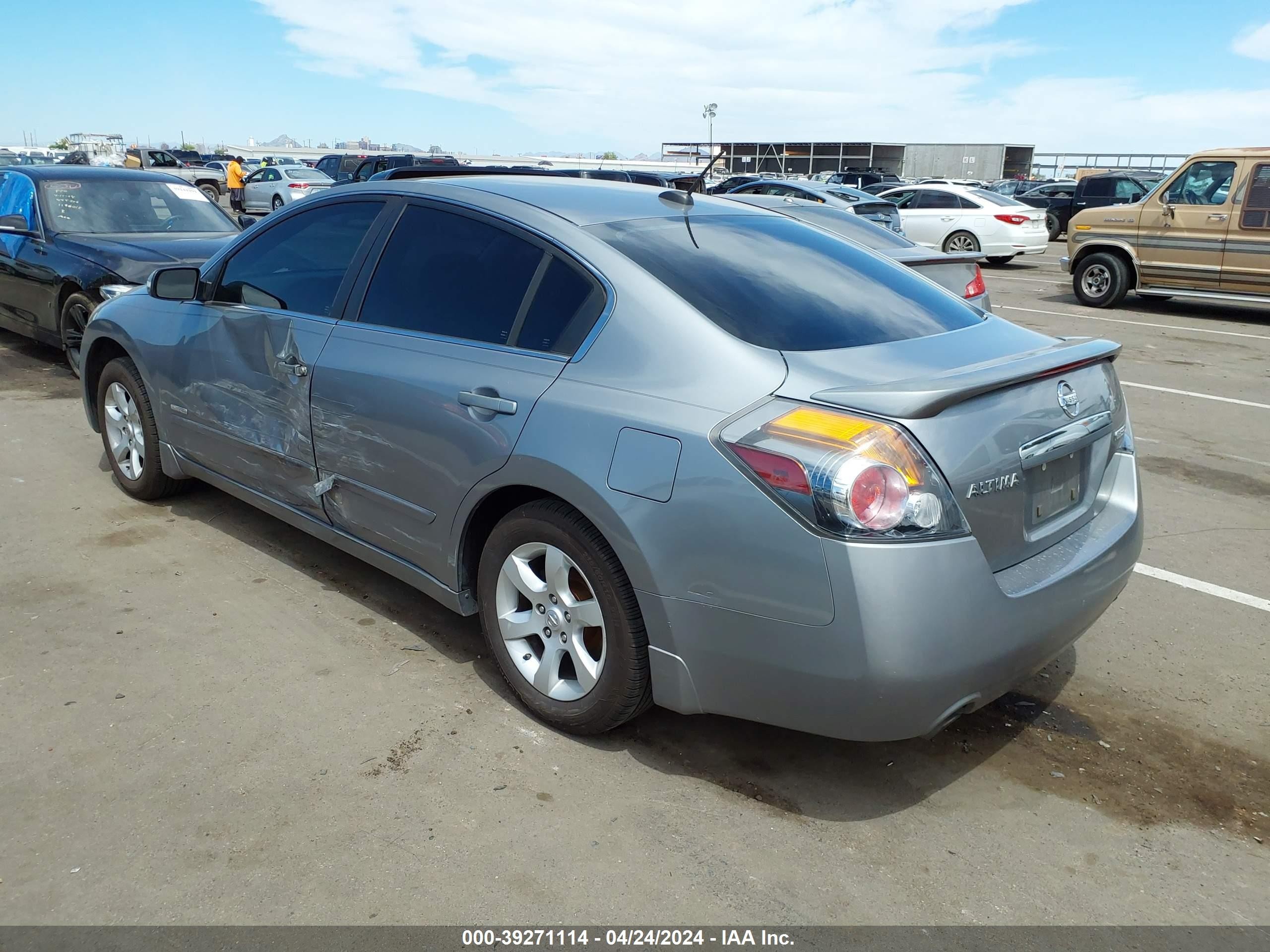 Photo 2 VIN: 1N4CL21E18C275970 - NISSAN ALTIMA 