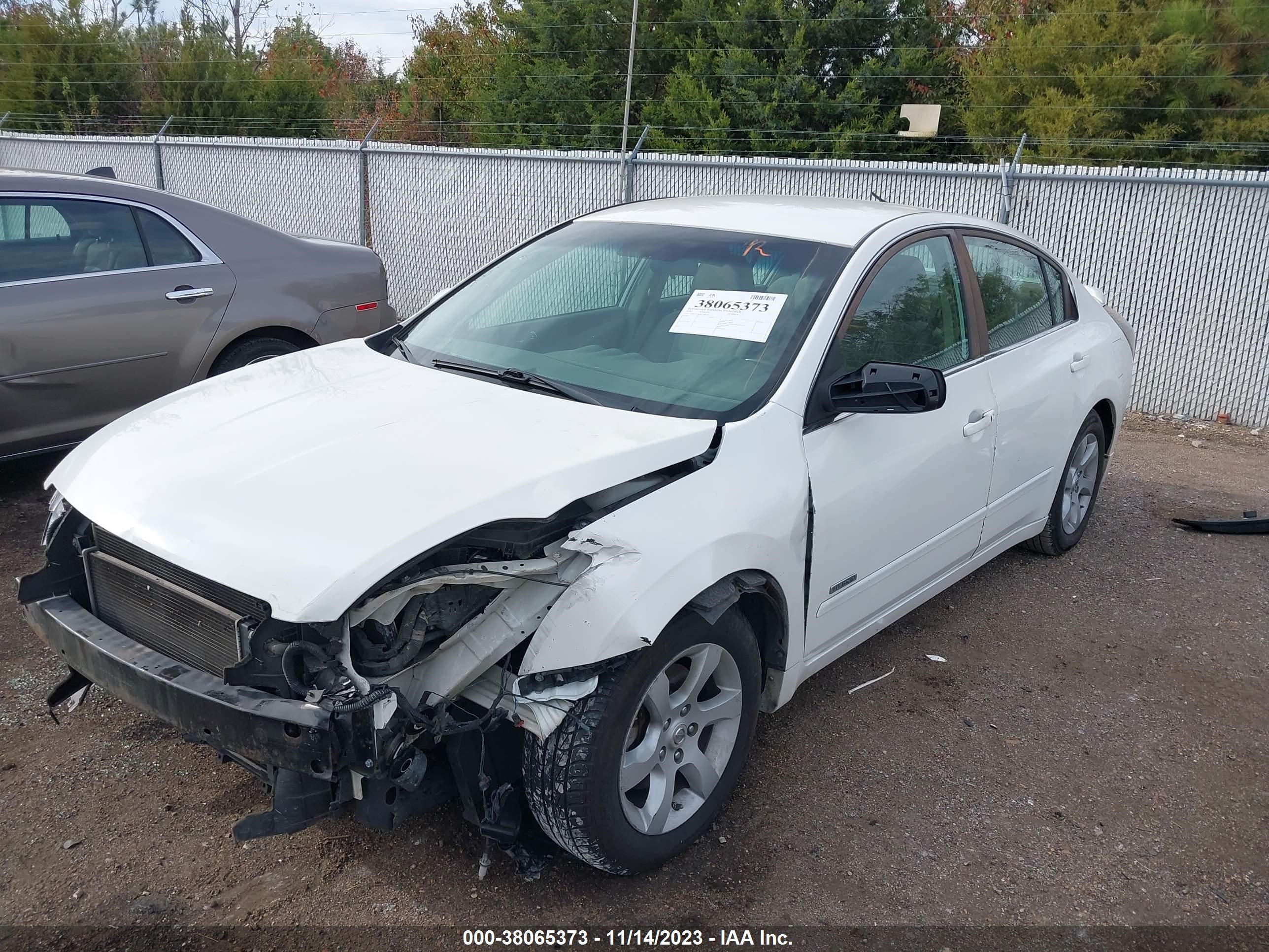 Photo 1 VIN: 1N4CL21E68C144405 - NISSAN ALTIMA 