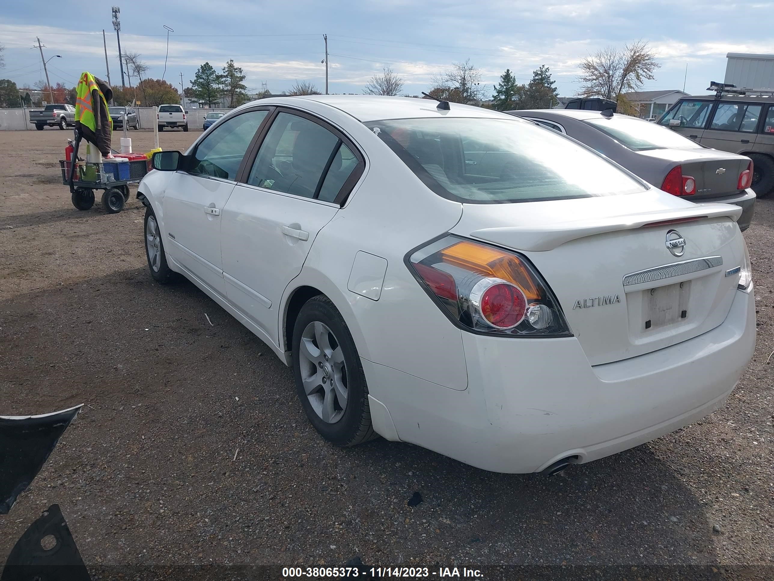 Photo 2 VIN: 1N4CL21E68C144405 - NISSAN ALTIMA 