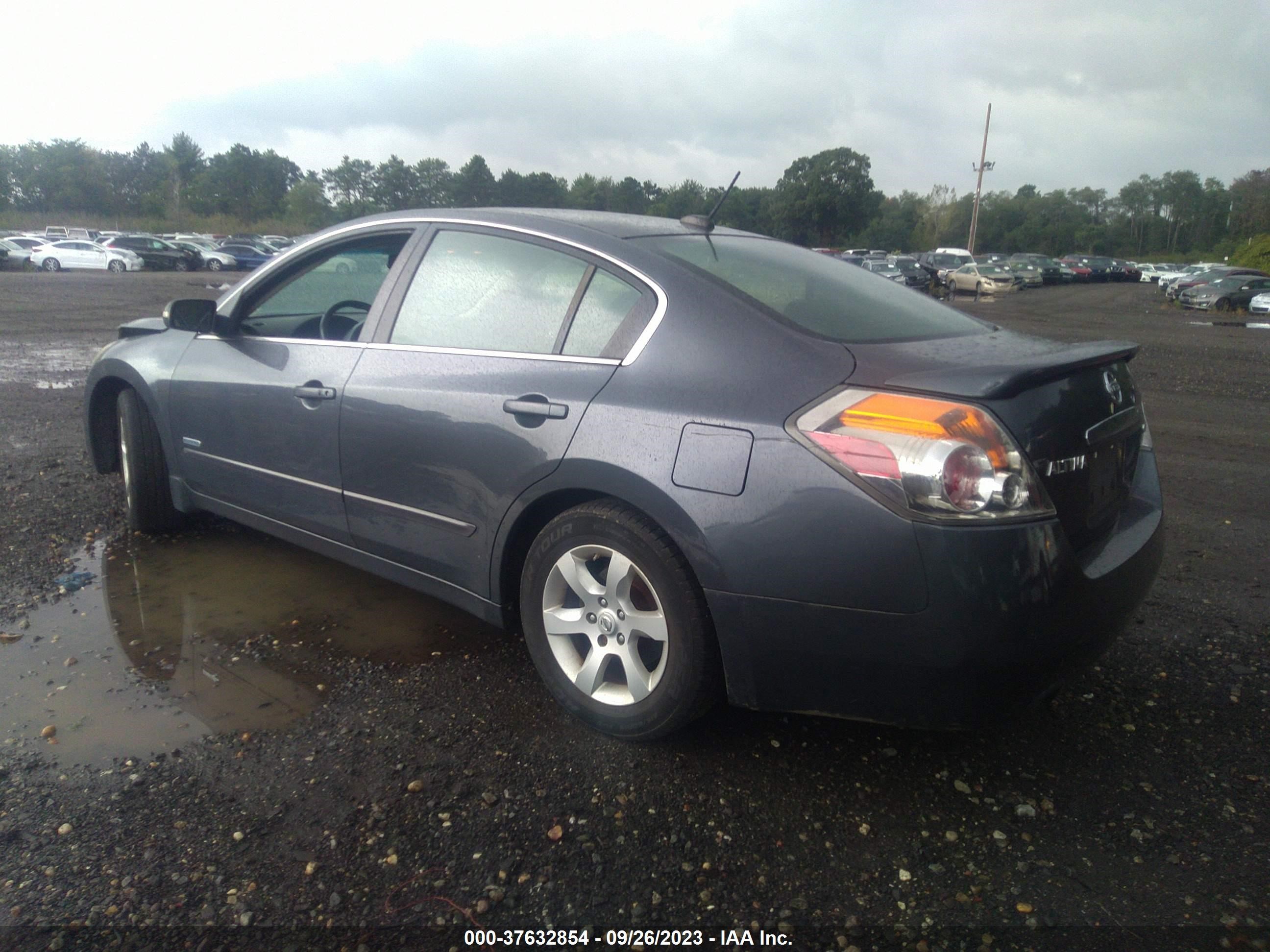 Photo 2 VIN: 1N4CL21EX9C185119 - NISSAN ALTIMA 